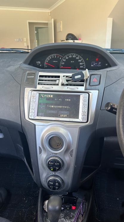 Toyota Vitz/Platz/Yaris 2005-2012 Apple CarPlay and Android Auto Head unit